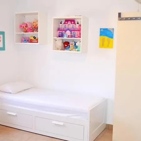 Apartment For 4 Or
