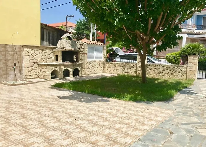 For 4 Or * Pefkochori